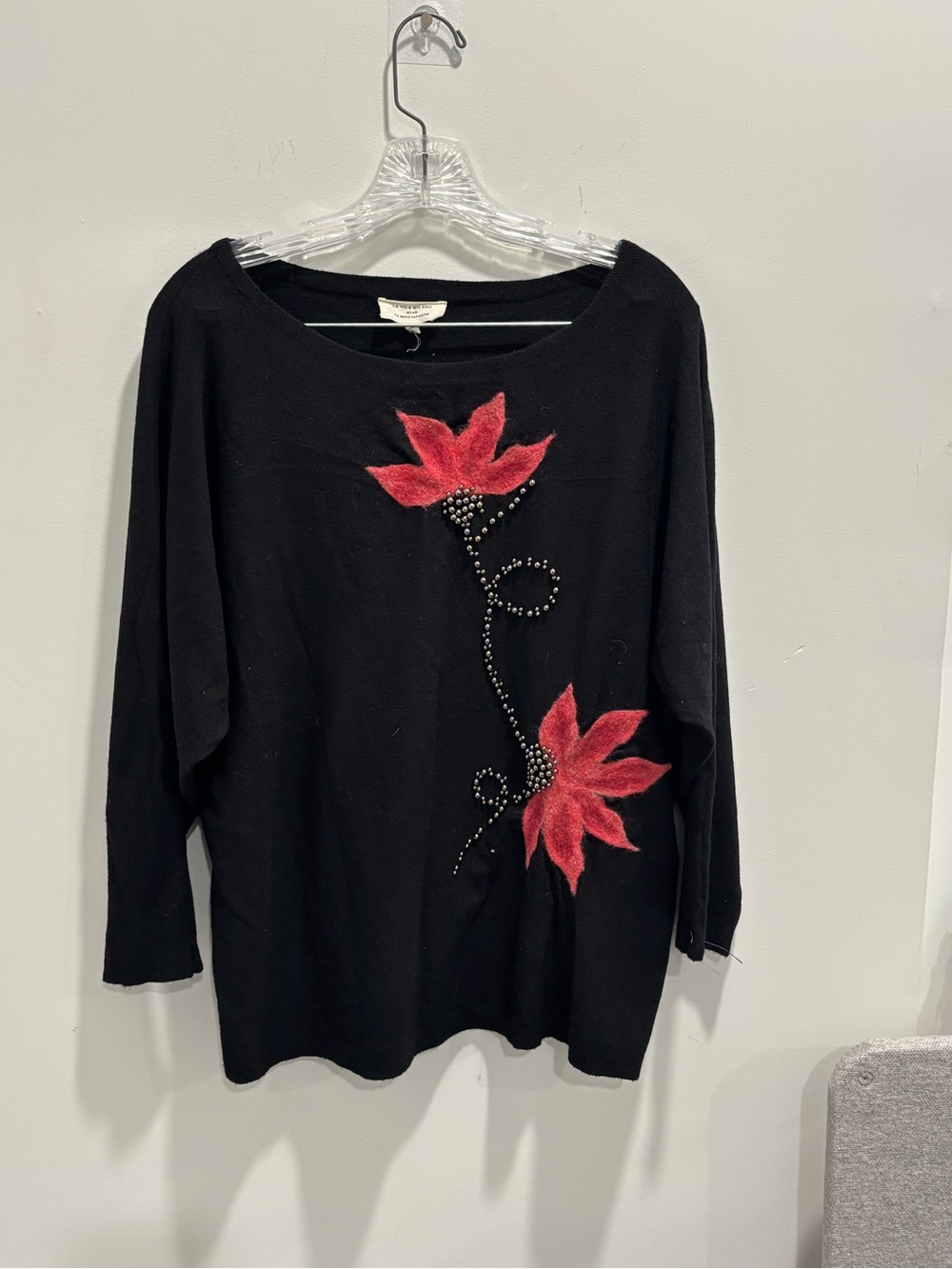 🐞Black Boatneck Sweater Top with Red Floral Appliqués - Picture 2 of 7